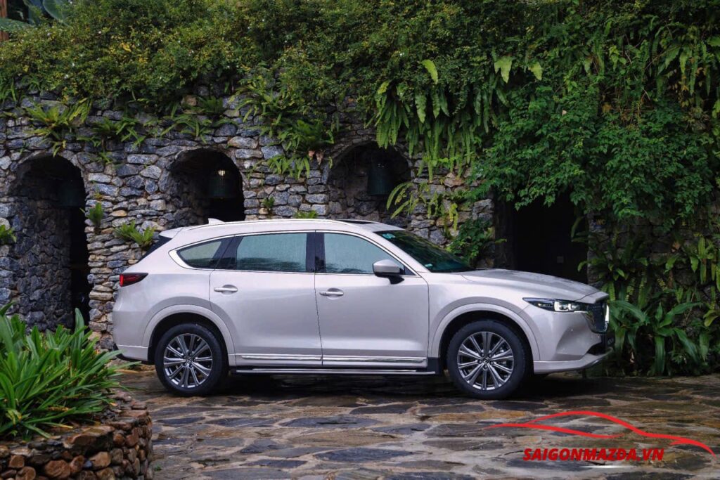 Thân xe New Mazda Cx8