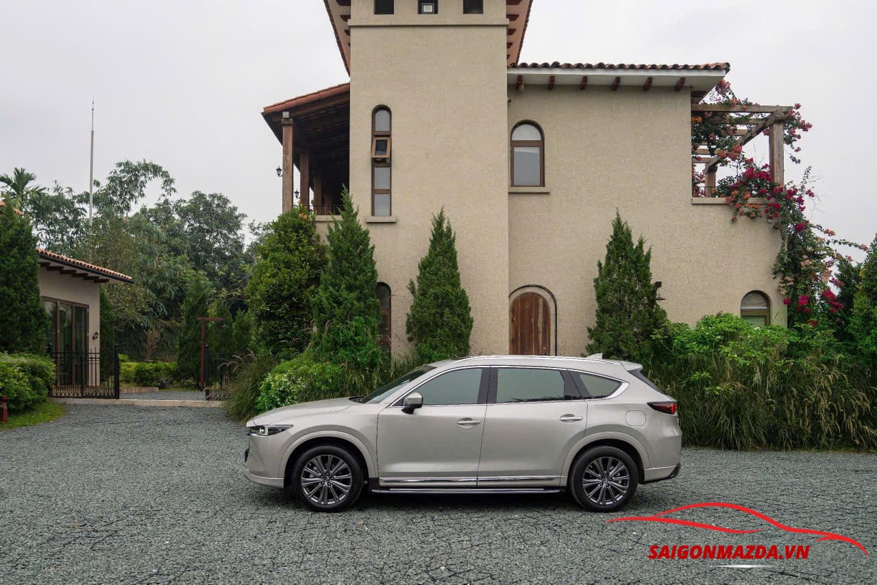 Mazda Cx8 Signature vàng ánh kim