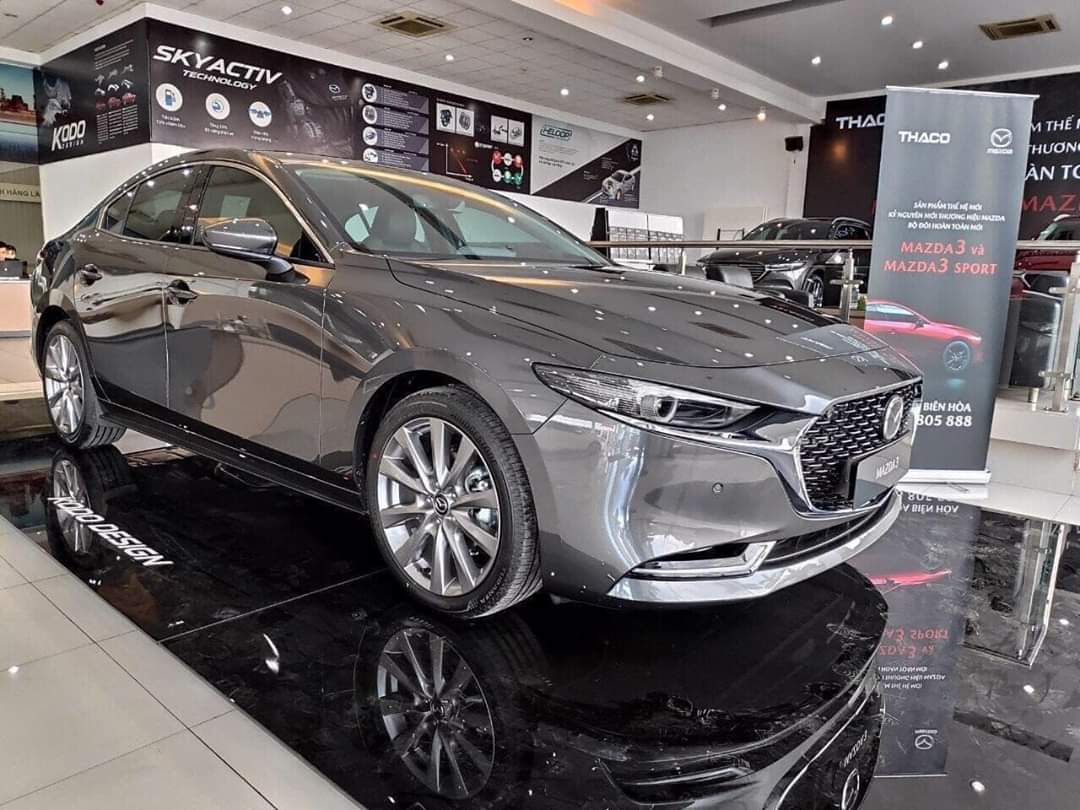 mazda 3 xám