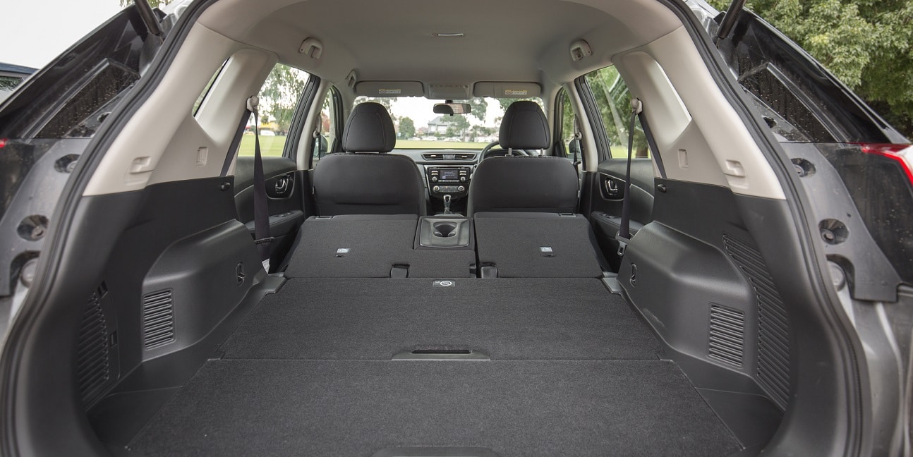 KHOANG-HÀNH-LÝ-NISSAN-X-TRAIL-saigonmazda.vn
