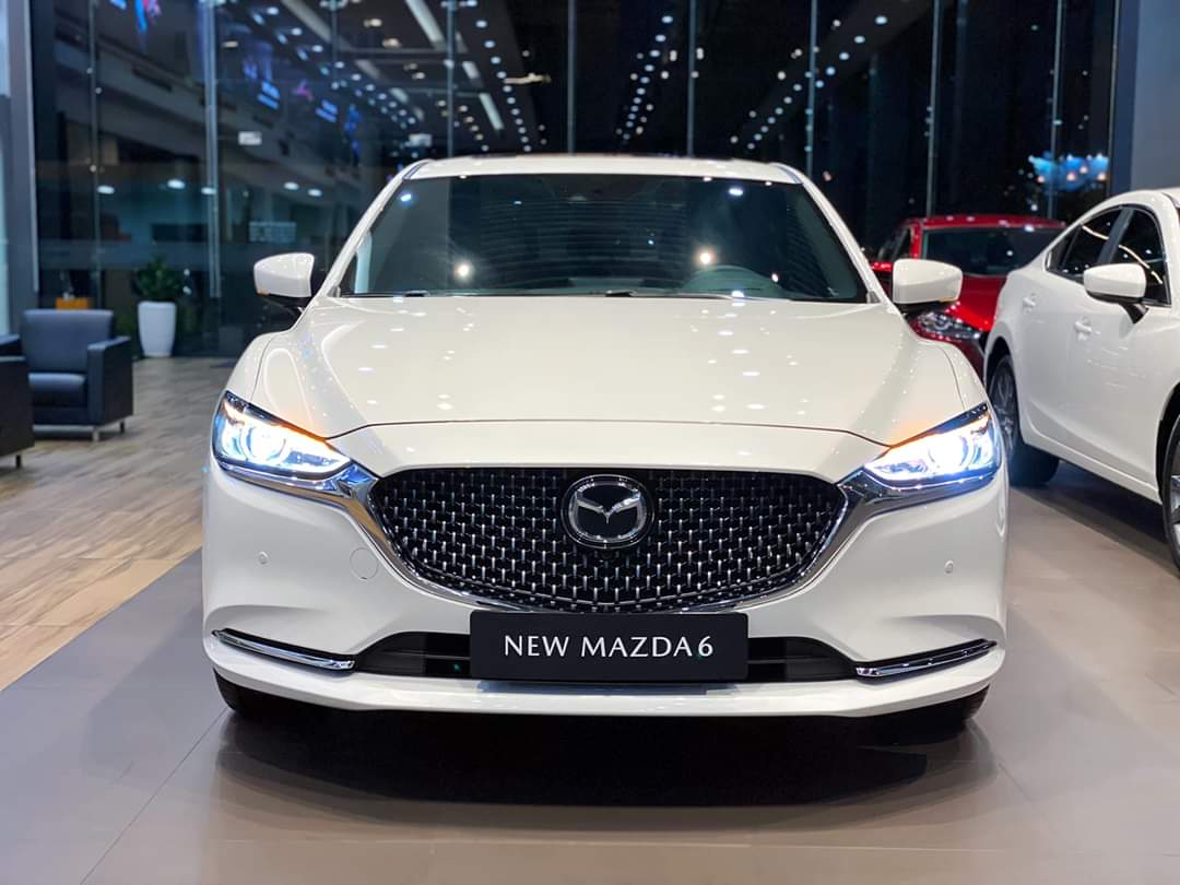 Cập nhật giá lăn bánh Mazda 6 tháng 9.2024